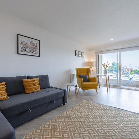 Hame By The Sea Apartment ลาร์กส์ ภายนอก รูปภาพ
