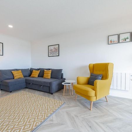 Hame By The Sea Apartment ลาร์กส์ ภายนอก รูปภาพ