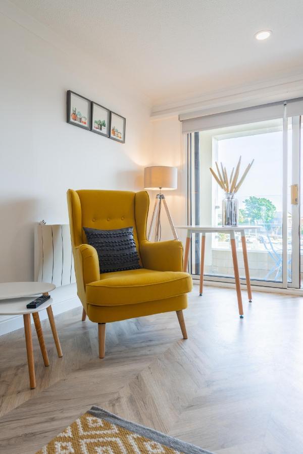 Hame By The Sea Apartment ลาร์กส์ ภายนอก รูปภาพ